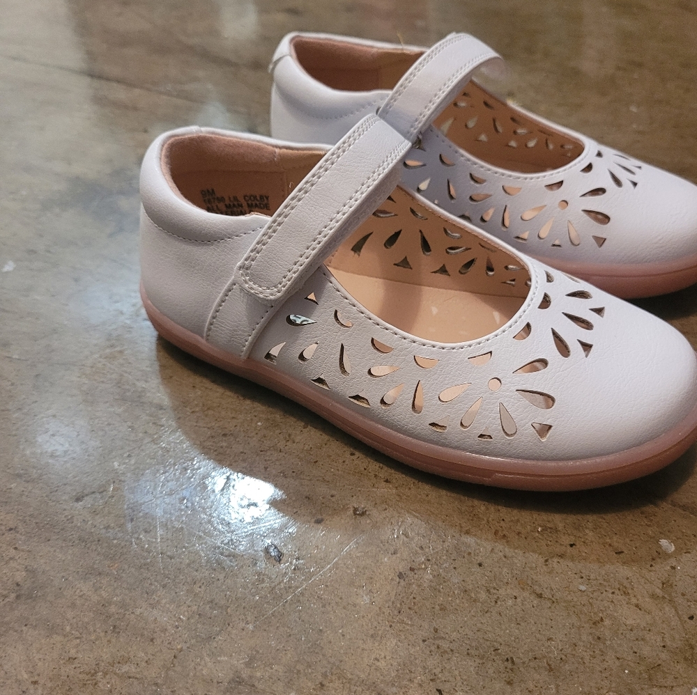 Rachel Shoes White and Brown Dress Shoes with Perforated Design